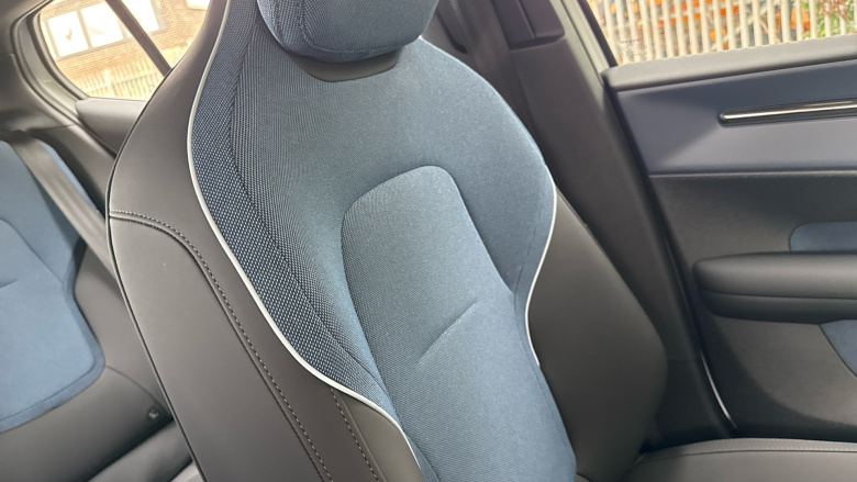 Volvo EX30 315kW Twin Motor Performance Plus 69kWh 5dr Auto Electric Estate